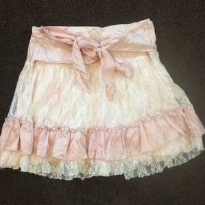 Baby pink silk and lace minni skirt! Size medium